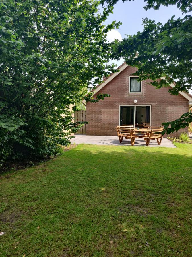 Vakantiehuis Achterhuis Ons Hoekje Houten Esterno foto